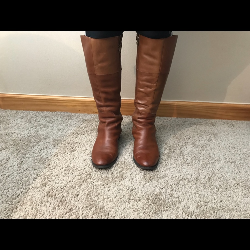 Leather boots
